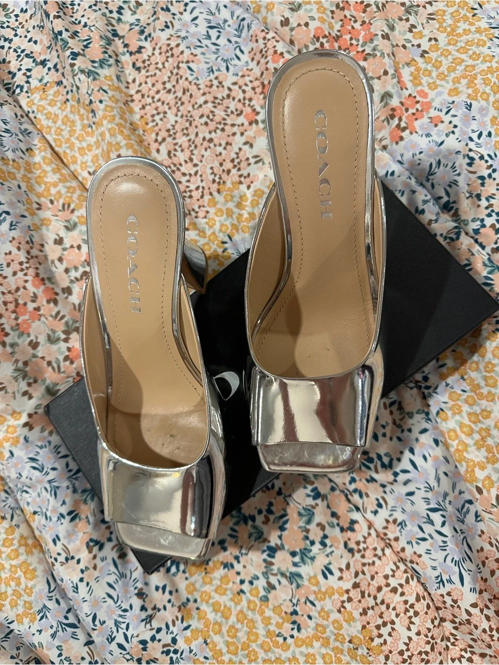 Coach Silver Metallic Open-Toe Mule Heels sz 8